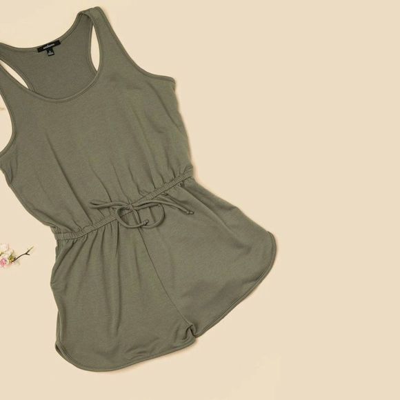 Dolphin Hem French Terry Sleeveless Racerback Romper - Romper - Racerback - Picture 6 of 6